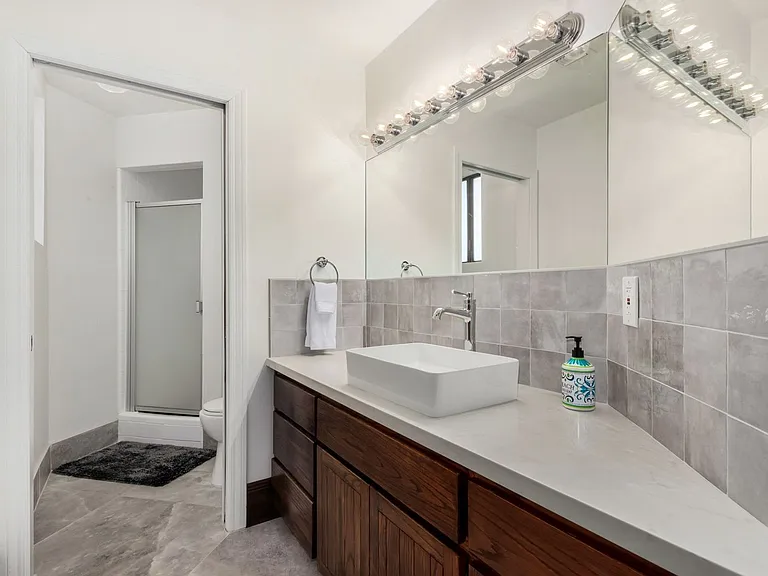 5655 N Camelback Canyon Dr — Photo 71