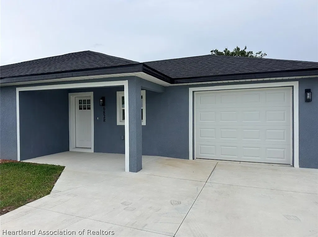 2 bed, 2.0 bath, 1015 sqft, $1,600 — Photo 3