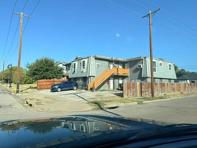 1037 E Tucker St #103