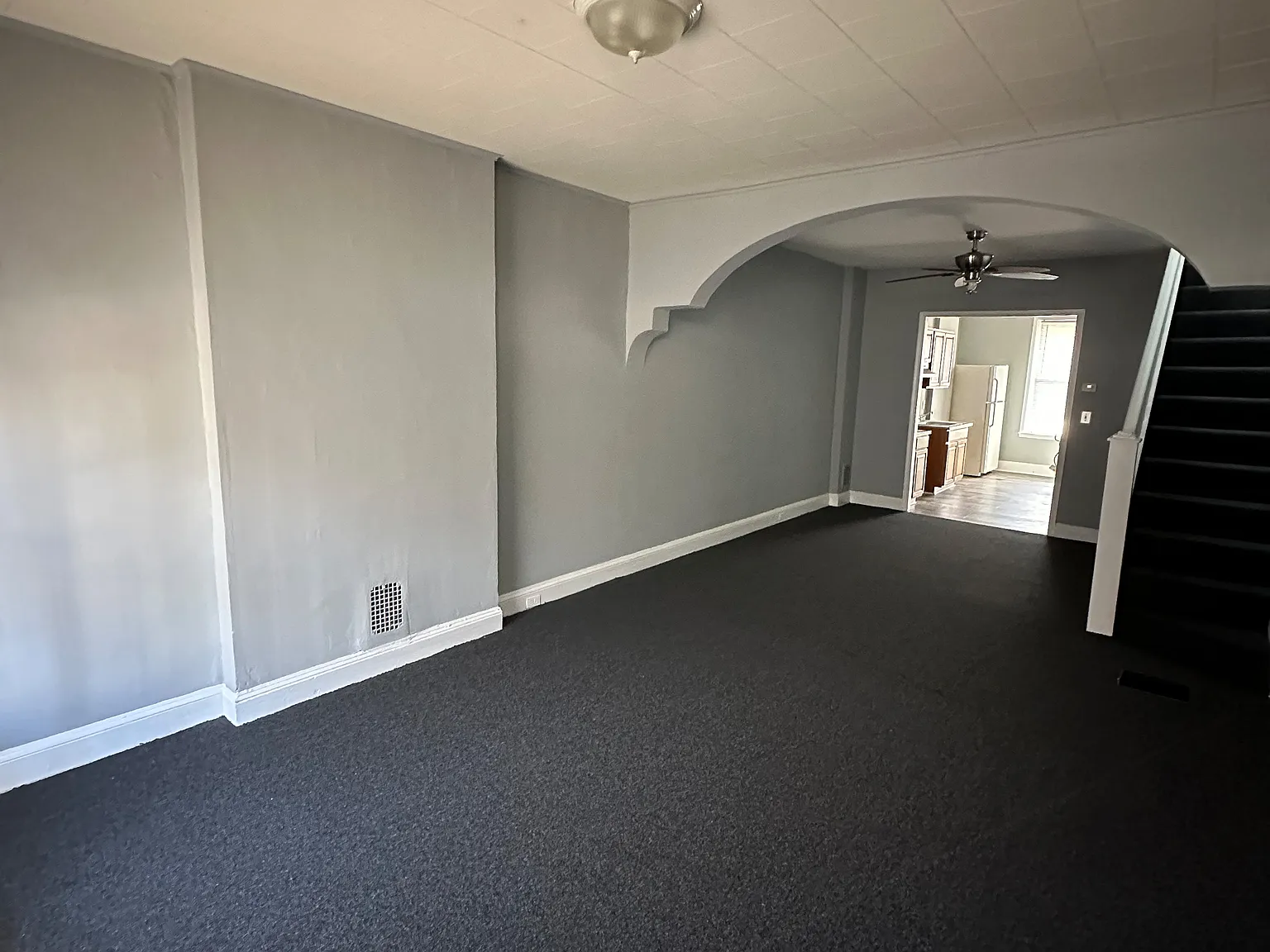 2 bed, 1.0 bath, $1,700 — Photo 2