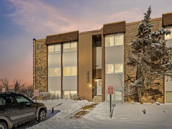 12964 Nicollet Ave APT 301, Burnsville, MN 55337