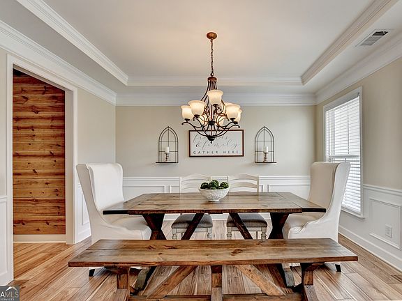 5th image of 6015 Cedar Wood Ct
