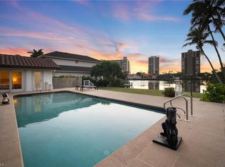 319 Pirates Bight, Naples, FL 34103