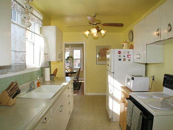 3rd image of 2142 S Humboldt St