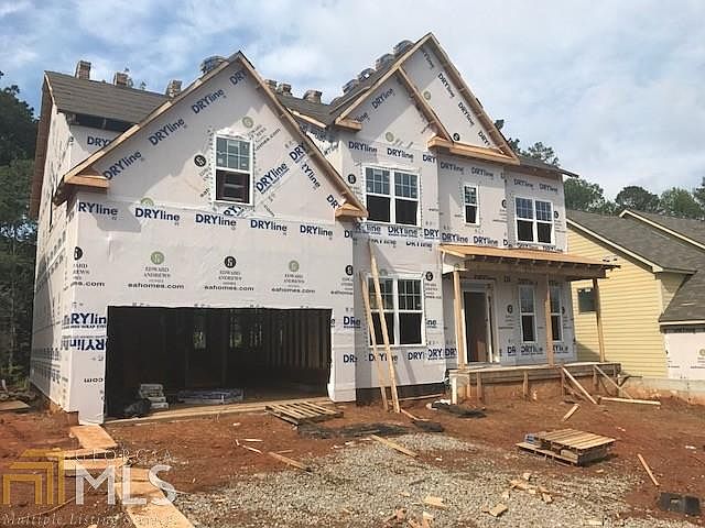 1st image of 395 Tyne Dr