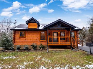 1069 Timberlake Cir, Sevierville, TN 37876