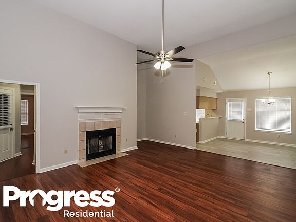 3rd image of 2791 Van Leer Dr