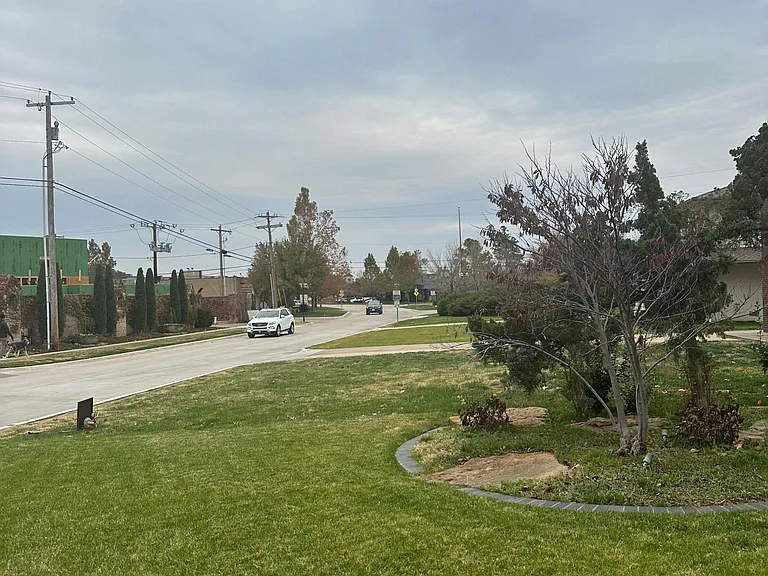 6507 Avondale Dr #1/2 — Photo 1