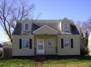 13 Gibson Rd, Hampton, VA 23669