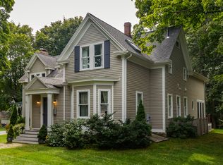 93 Pine St, Andover, MA 01810