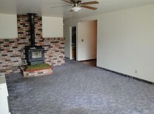 698 Spur Rd, Weed, CA 96094