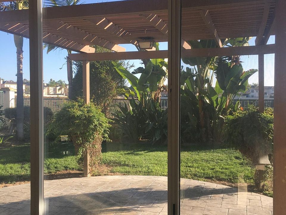 2nd image of 1136 Camino Del Rey