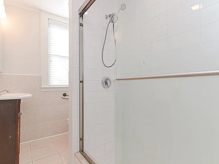 25 Green St #1 — Photo 21