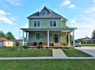 405 E Oak St, Chatsworth, IL 60921