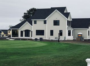23 Meadow Creek Dr, Dracut, MA 01826