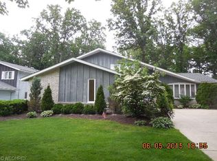 17042 Raccoon Trl, Strongsville, OH