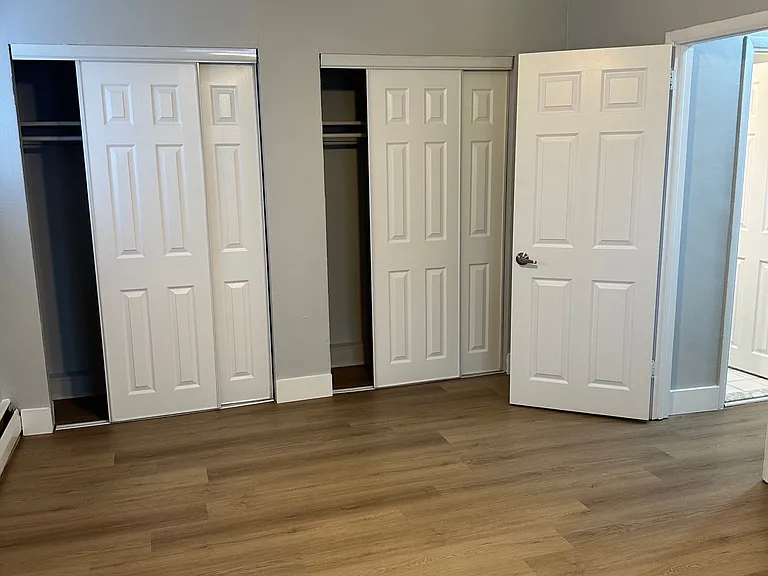 Park Manor Apartments — Photo 4