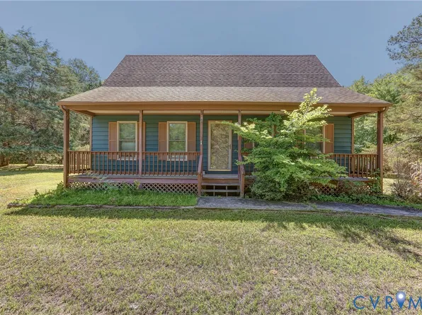 310 Manquin Dr, Aylett, VA 23009