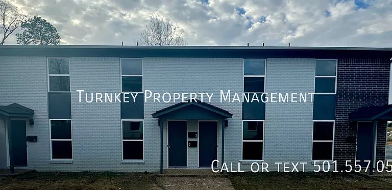 1821 Sanford Dr #3 — Photo 1