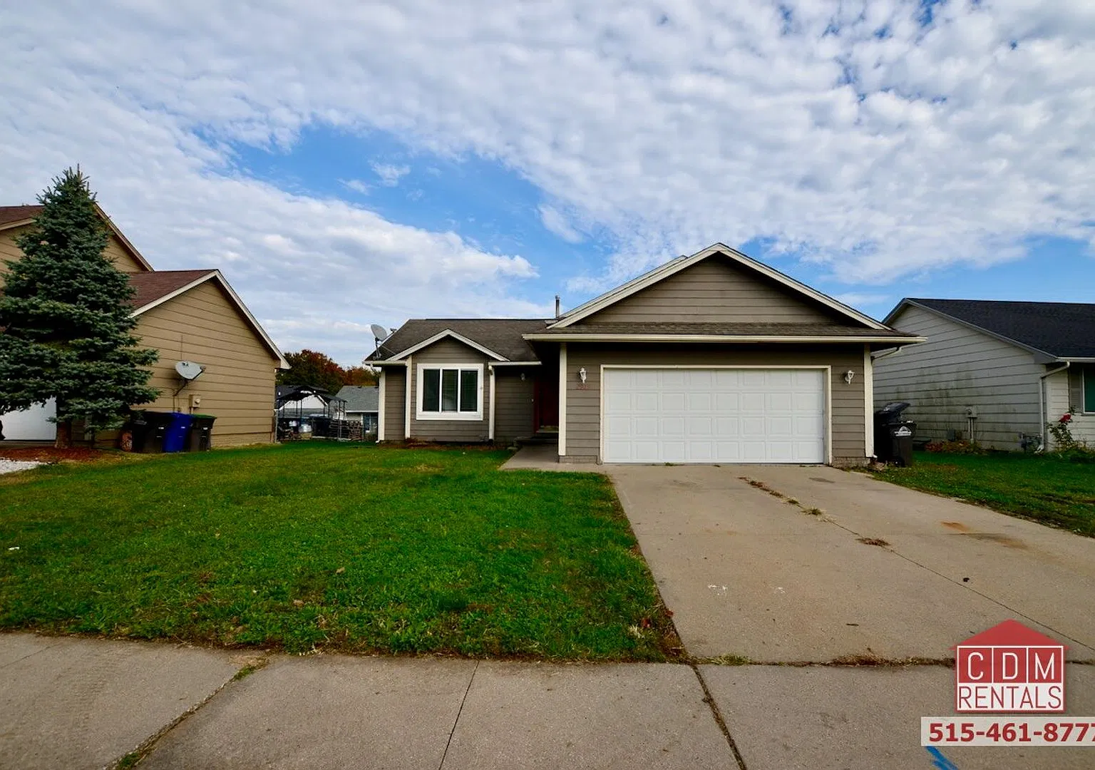 Desirable Riverwoods Ranch Home — Photo 2