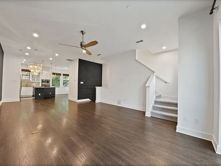2420 Hugo St #3 — Photo 9
