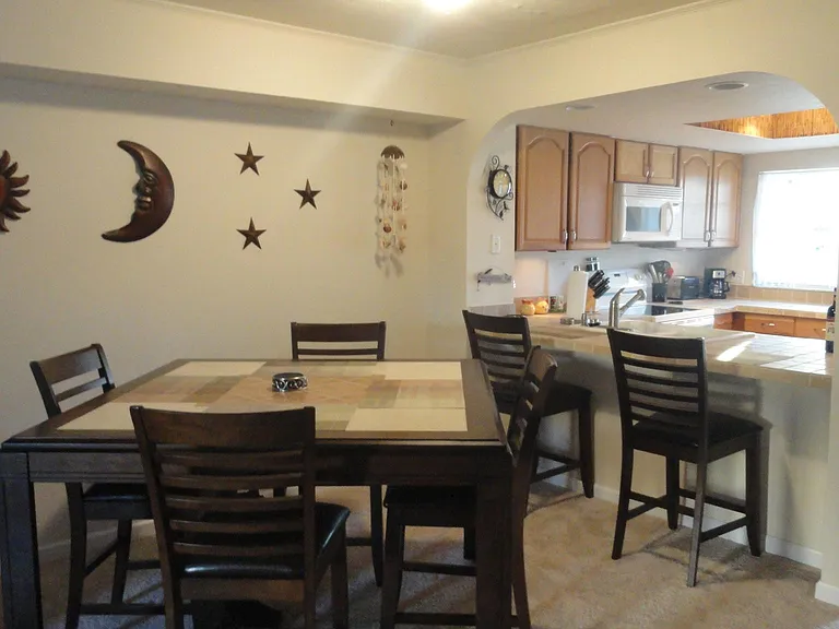 299 Chandler St #C — Photo 3