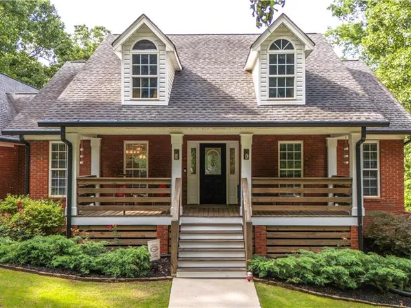 180 Mountain Path, Rockmart, GA 30153