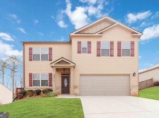 427 Indian River Dr, Jefferson, GA 30549