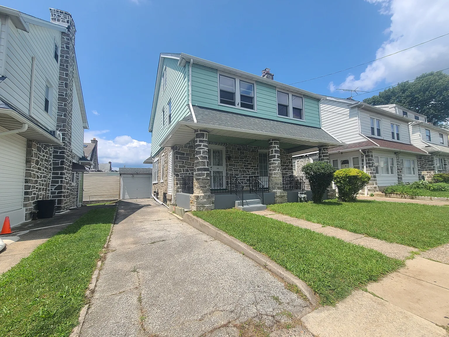 16 Powell Lane - 1 — Photo 2