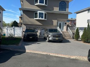 19 Acorn Rd FLOOR 2, Secaucus, NJ 07094