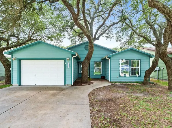105 Pecan Hbr, Rockport, TX 78382