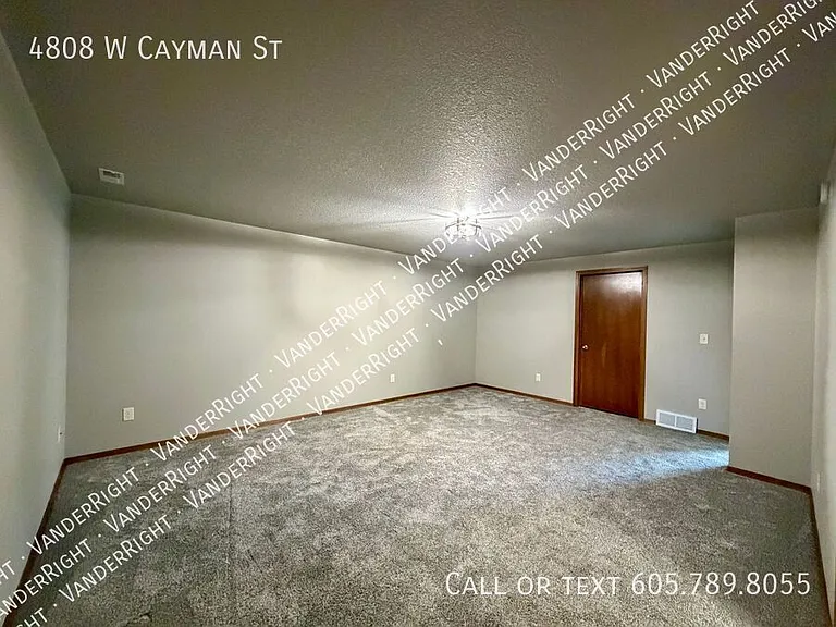 4808 W Cayman St — Photo 21