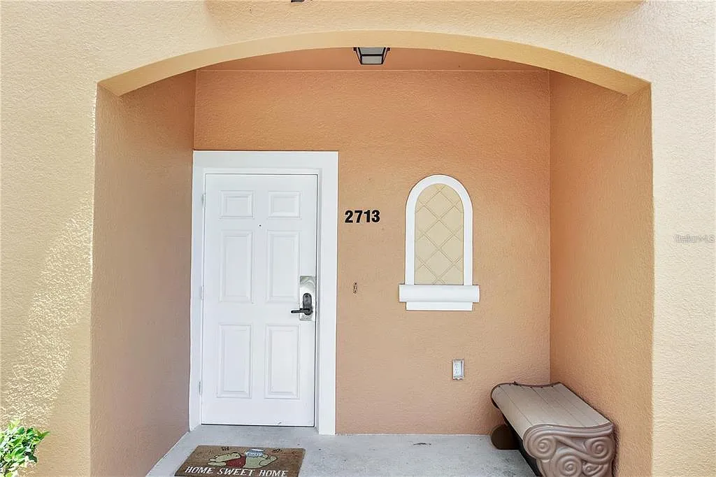 4 bed, 3.0 bath, 1440 sqft, $2,700 — Photo 3