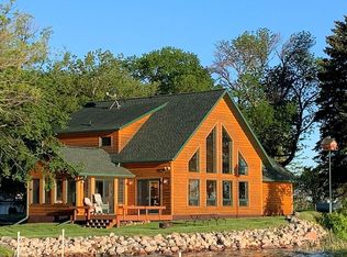 25862 Deerpath Trl, Pelican Rapids, MN 56572