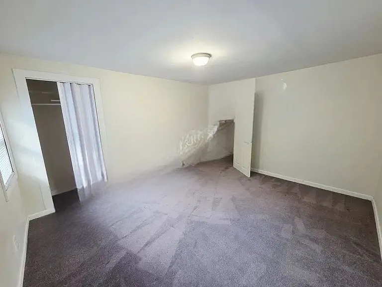 694 W 8th St #1 — Photo 3