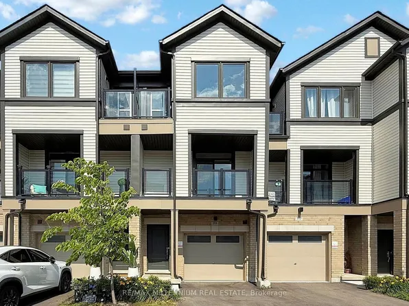 384 Okanagan Path, Oshawa, ON L1H 0B1