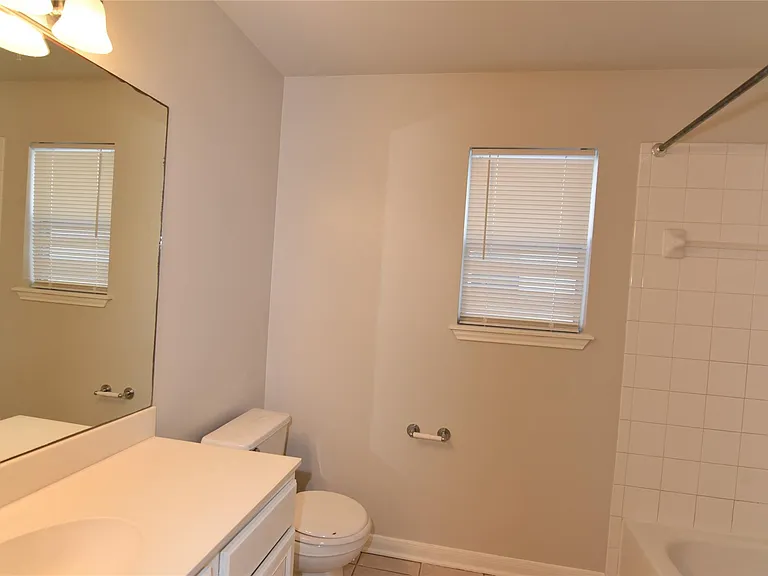 6807 Turtlewood Dr — Photo 23