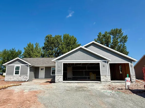 W6846 McAllister Cir, Hortonville, WI 54944