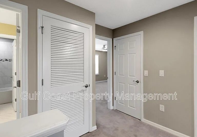 2914 Esmeralda Dr — Photo 16