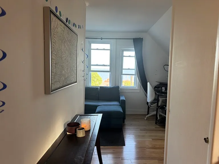 57 Dawson Ave #4 — Photo 6