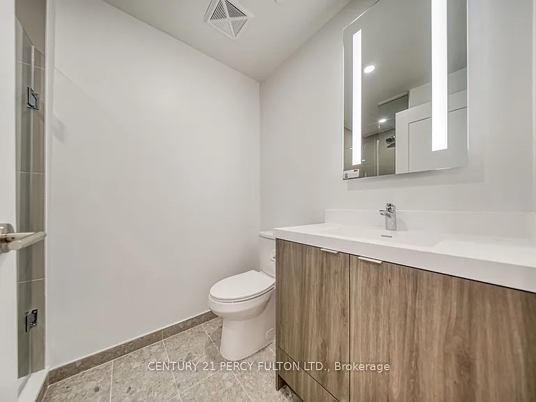 60 Central Park Dr #1802 — Photo 25