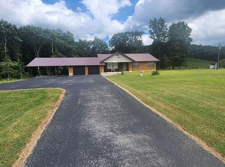 700 Williamsburg Rd, Winfield, TN 37892