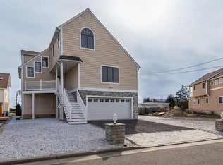 395 River Pl, Manasquan, NJ