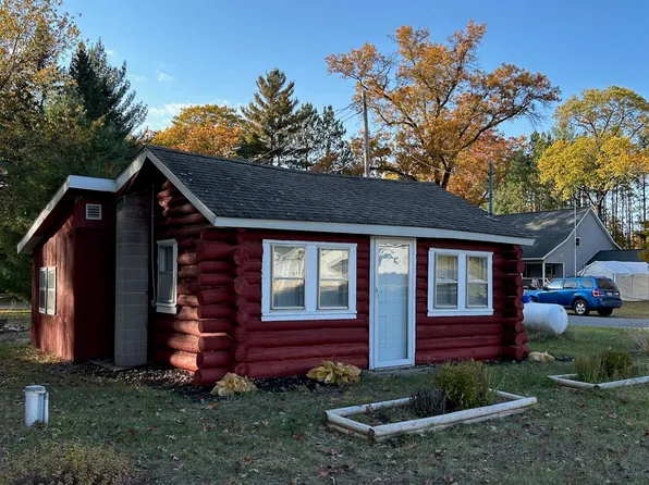 1416 Seaman Rd, Wellston, MI 49689