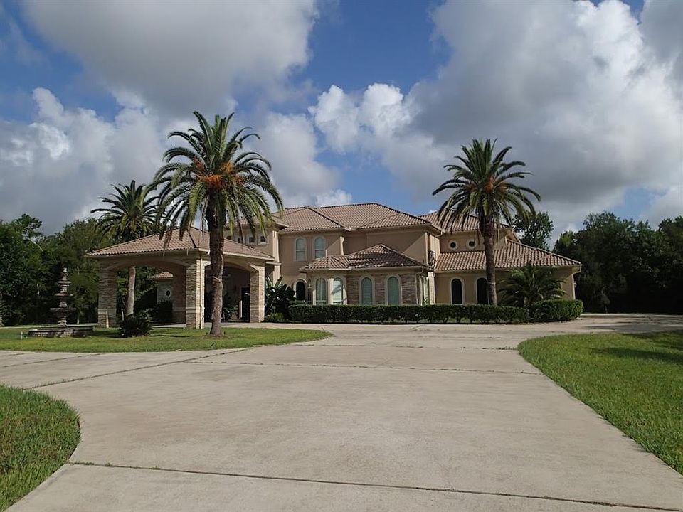 1st image of 8422 Thompson Lake Dr