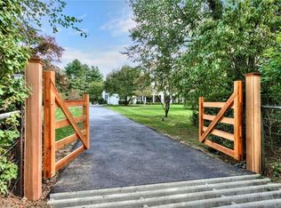 8 Tower Rdg, Westport, CT 06880