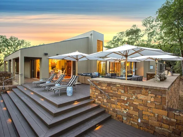 11720 Chalk Hill Road, Healdsburg, CA 95448