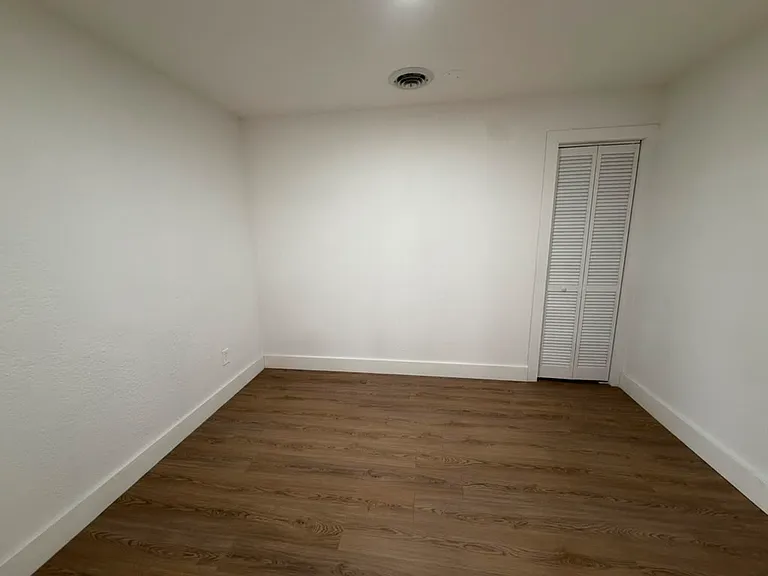 1822 Banyan Tree Dr — Photo 6