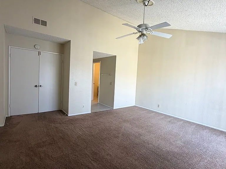1302 Gina Dr — Photo 13