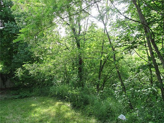 3rd image of 1176 W 300 S